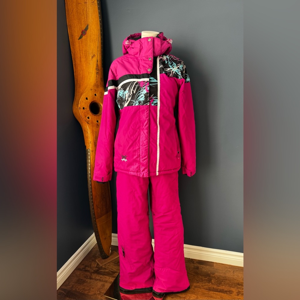 Women's Pink Hooded Winter Ski Jacket & Pants Set